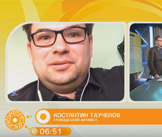 Киянин самотужки відремонтував дорогу
